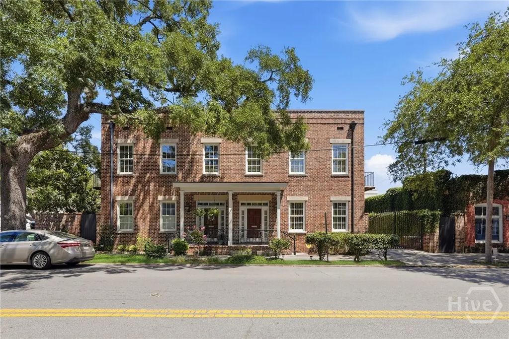 464 Montgomery Street, Savannah