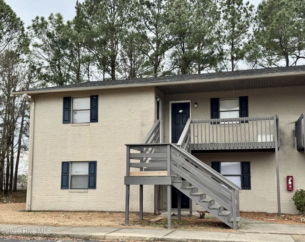 3216 Summer Place 2, Greenville