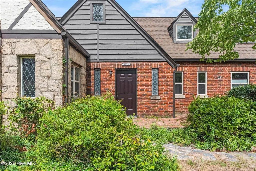 1833 Kissingbower Road, Augusta