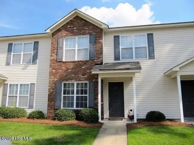4242 Dudleys Grant Drive E, Winterville