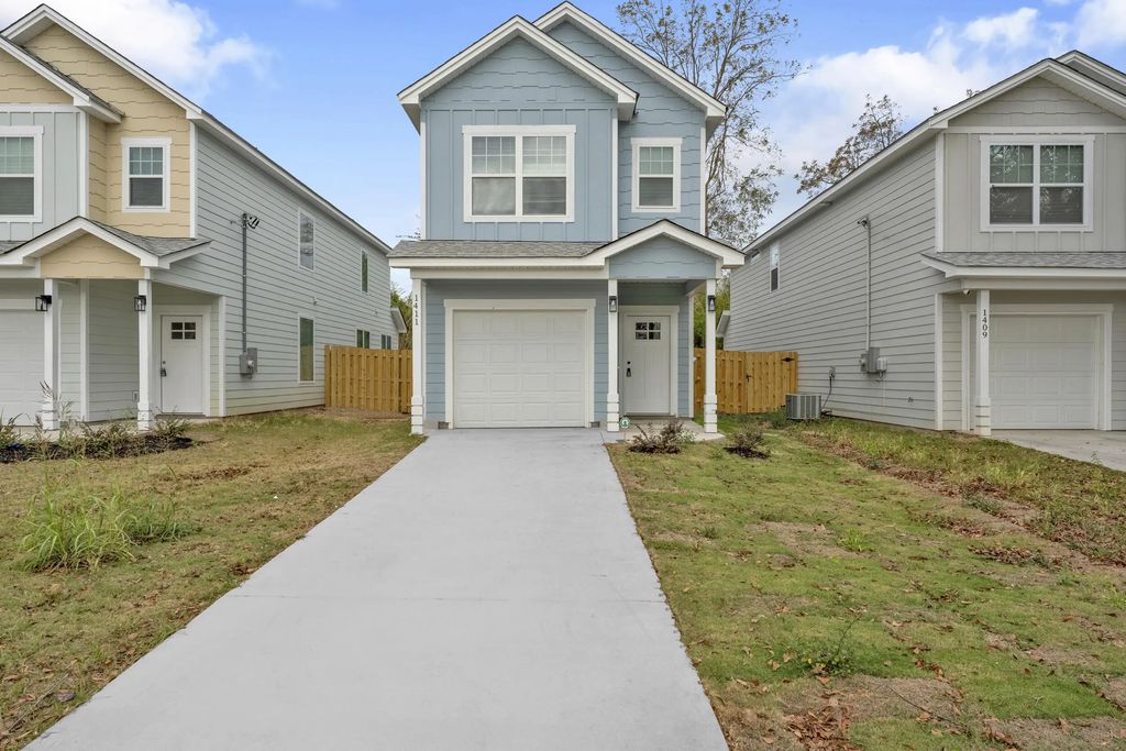 1411 Maple Street, Richmond