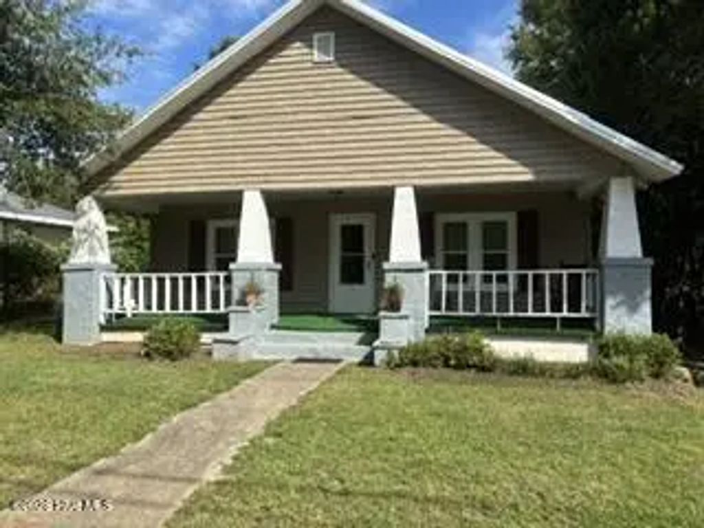 932 Walnut Street, Louisville