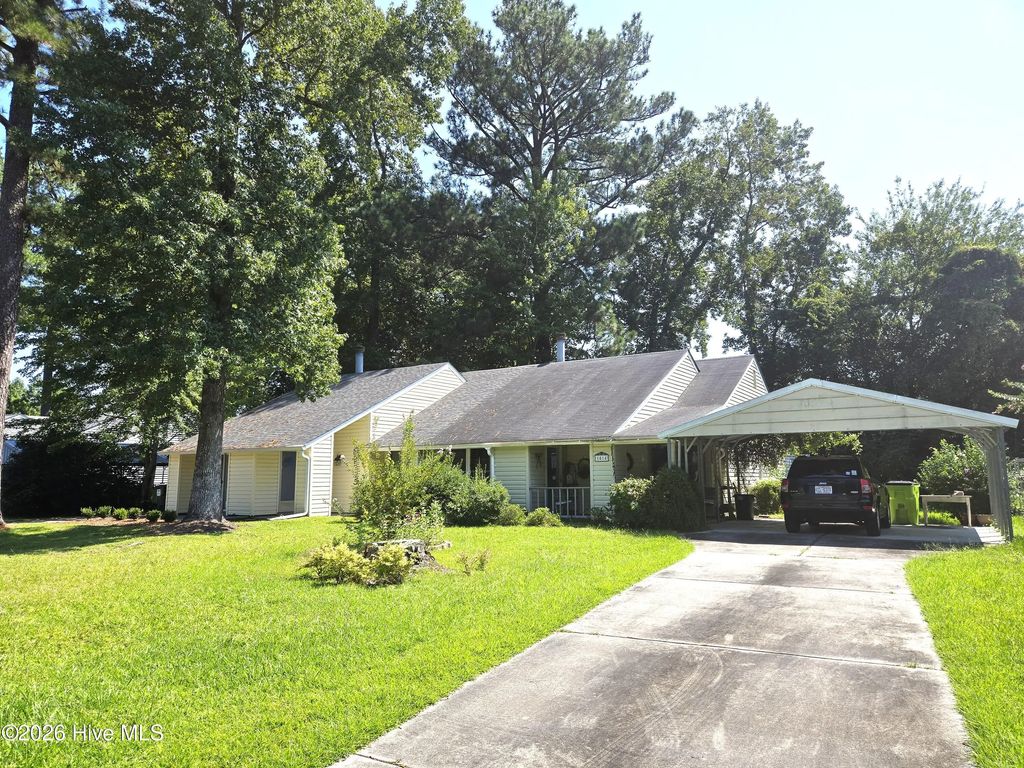 1014a Kings Way, New Bern