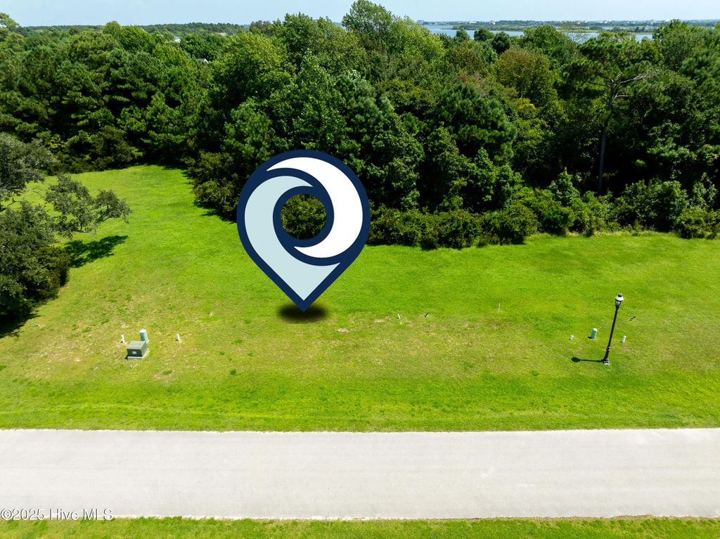 621 Tom Nevers Way, Holly Ridge
