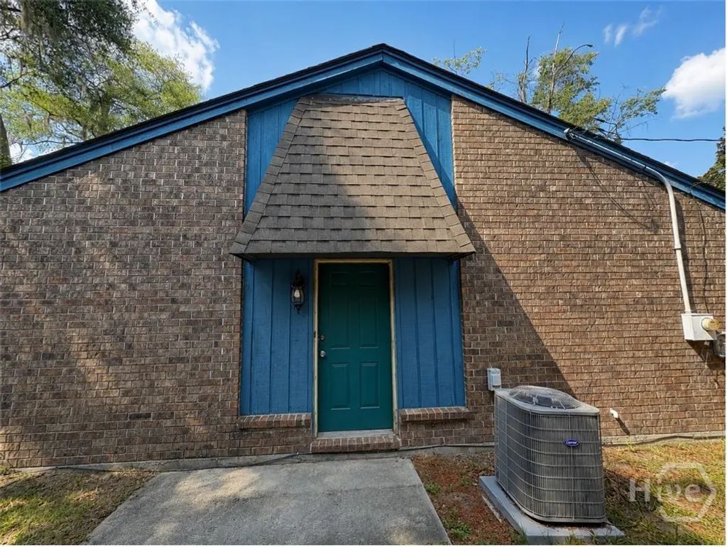 432 Edgewater Road, Savannah