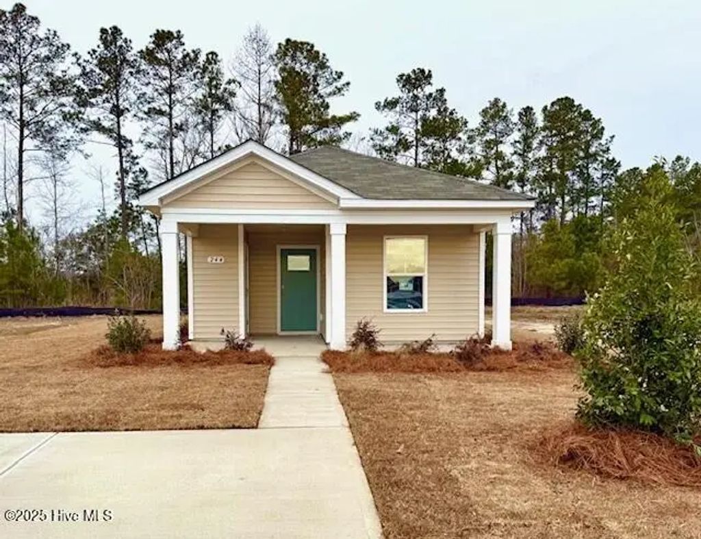 244 Ashworth Drive, Tabor City