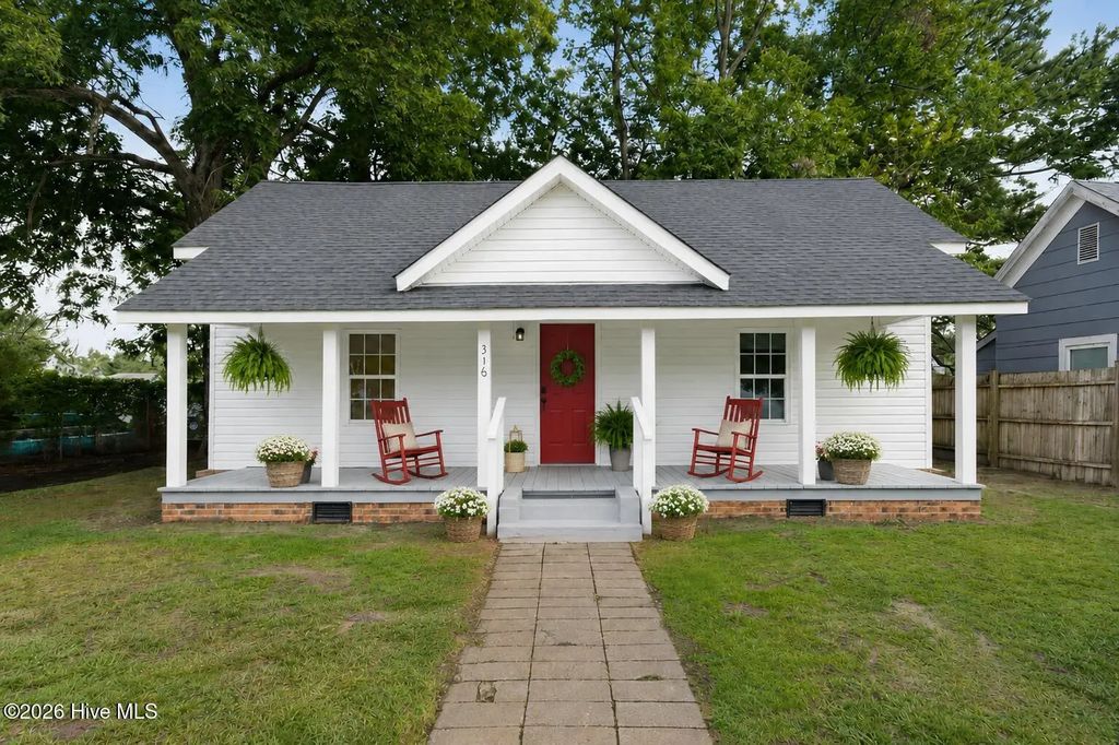 316 E Walter Street, Whiteville
