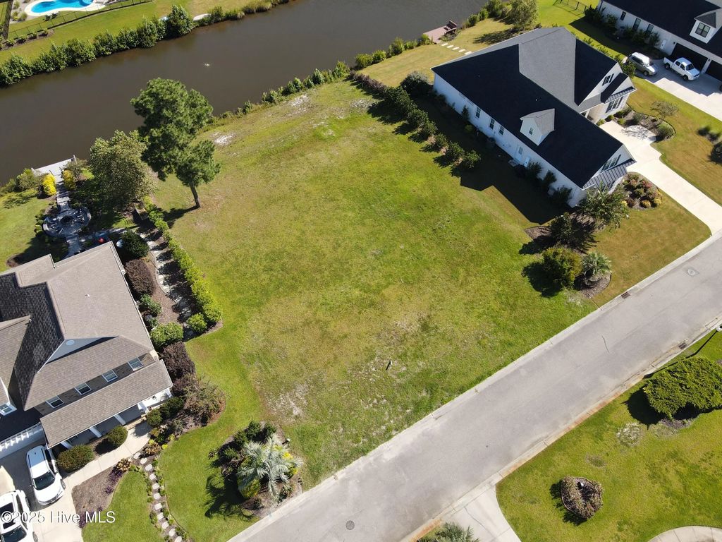 1010 Cloudbreak Court, Leland