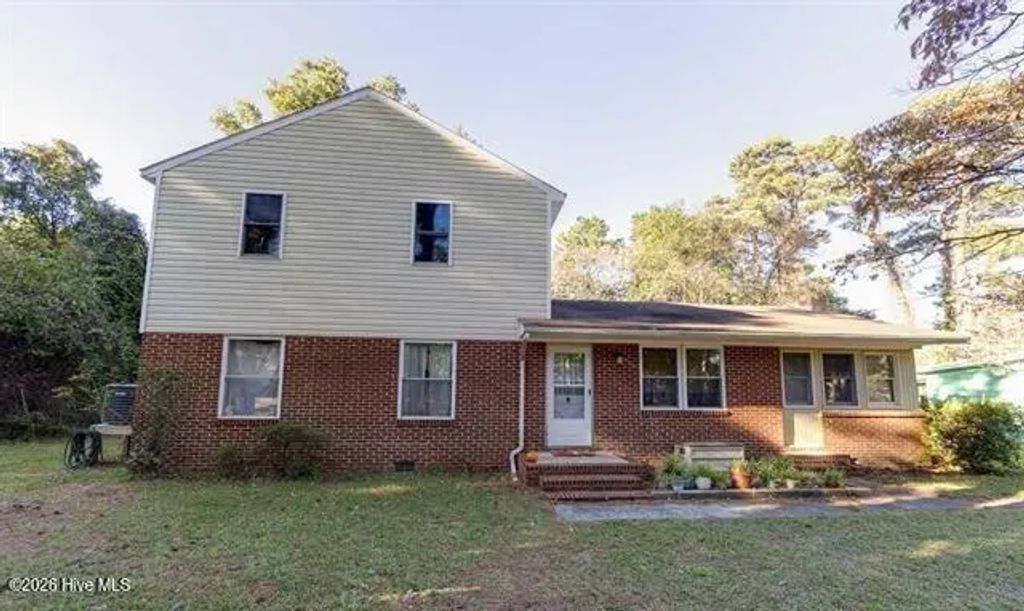 104 Darsel Lane, Point Harbor