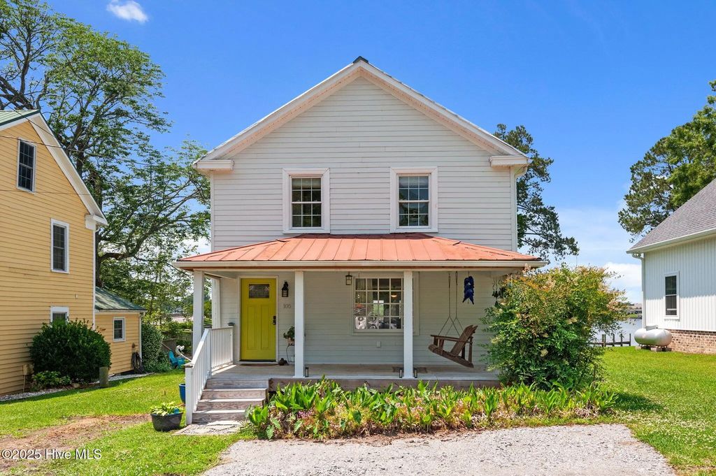 105 N Main Street, Bath