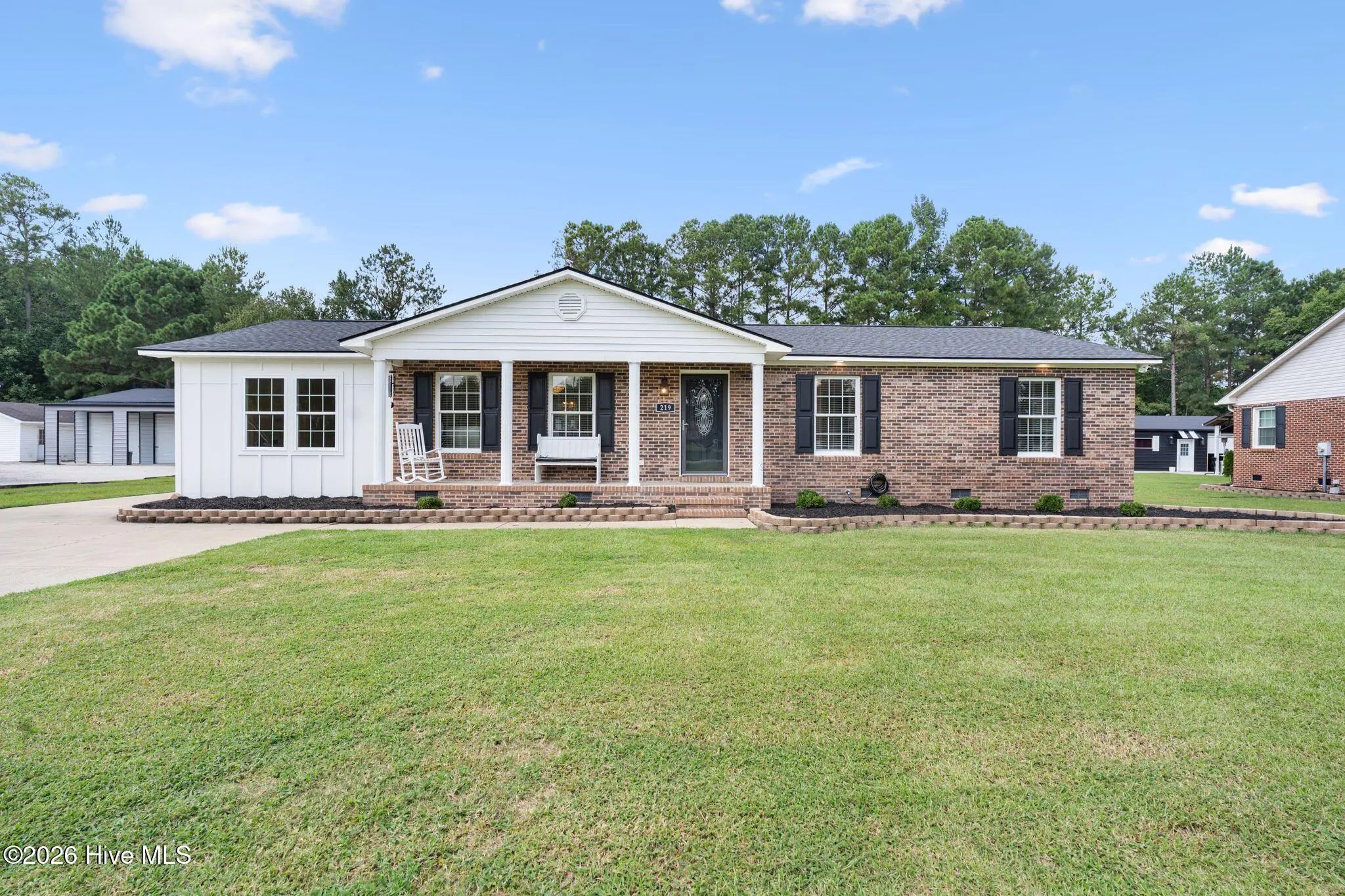 219 Oakwood Heights Drive, Lumberton