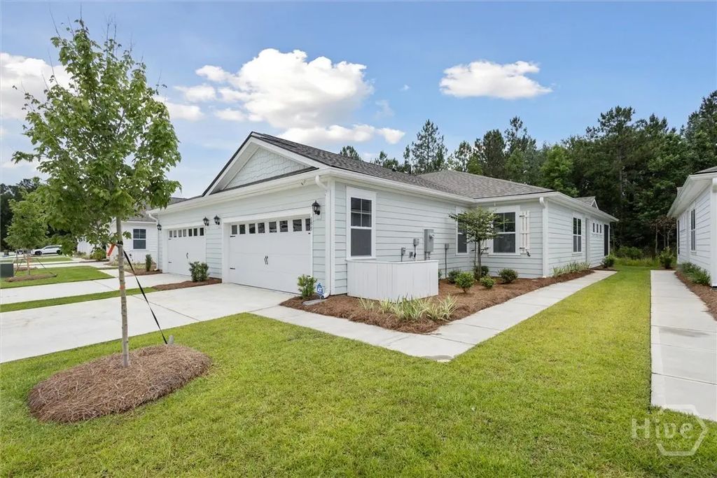 195 Holloway Hill, Pooler