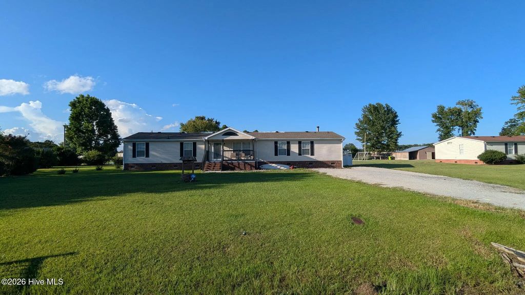 106 Paula Lane, New Bern