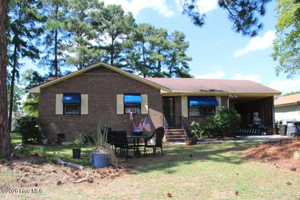 828 Sutton Road, Rocky Mount