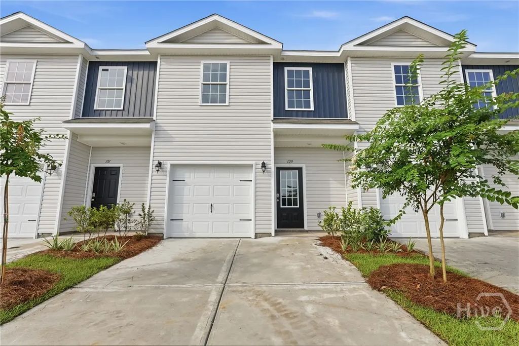 123 Islamorada Lane, Bloomingdale