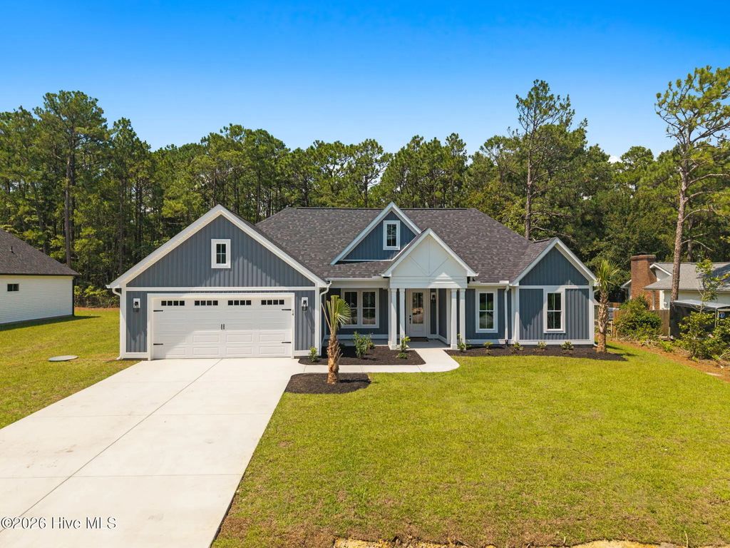 14 Country Club Drive, Shallotte