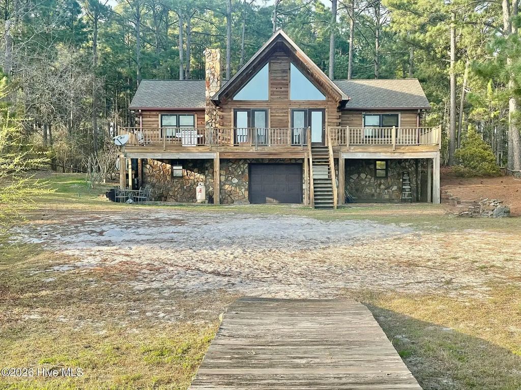 554 N Horsepen Road, Harrells