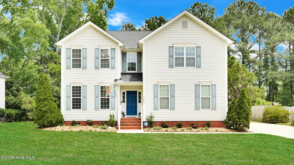 3605 E Baywood Lane E, Greenville