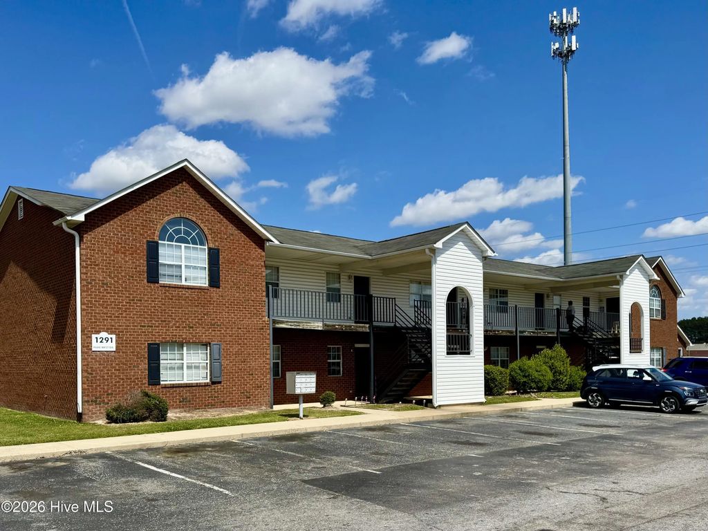1291 Park West Drive 2, Greenville