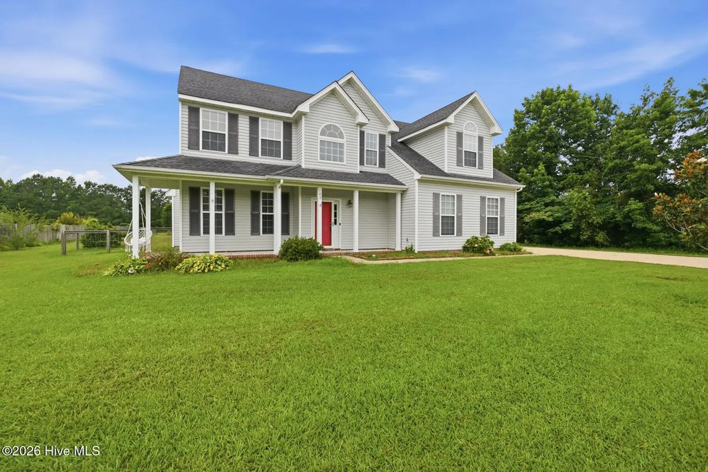 145 Pier Landing Landing, South Mills