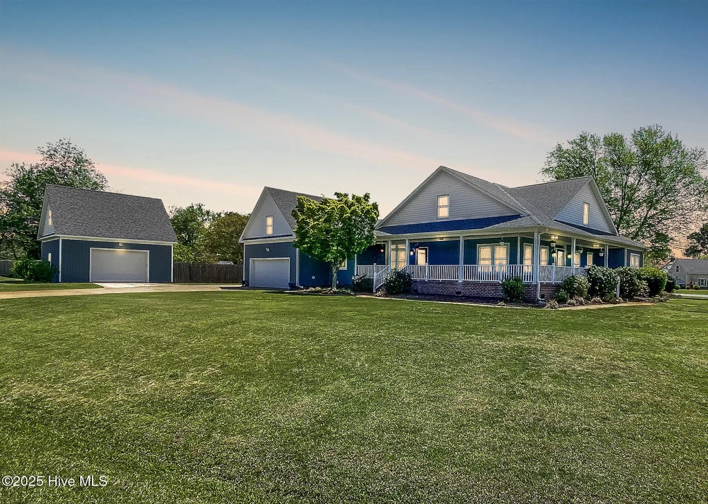 106 Sound Shore Drive, Currituck