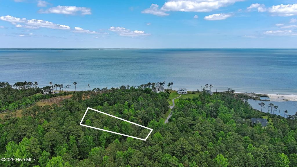 135 Herring Pond Court, Beaufort