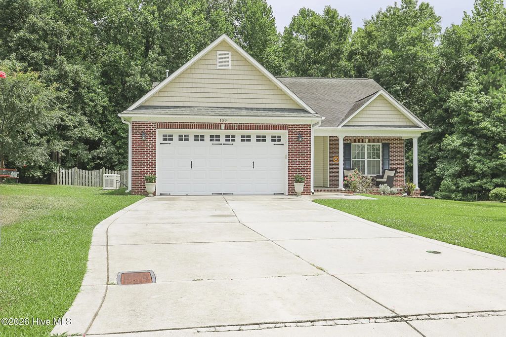 109 Foxberry Place, Jacksonville