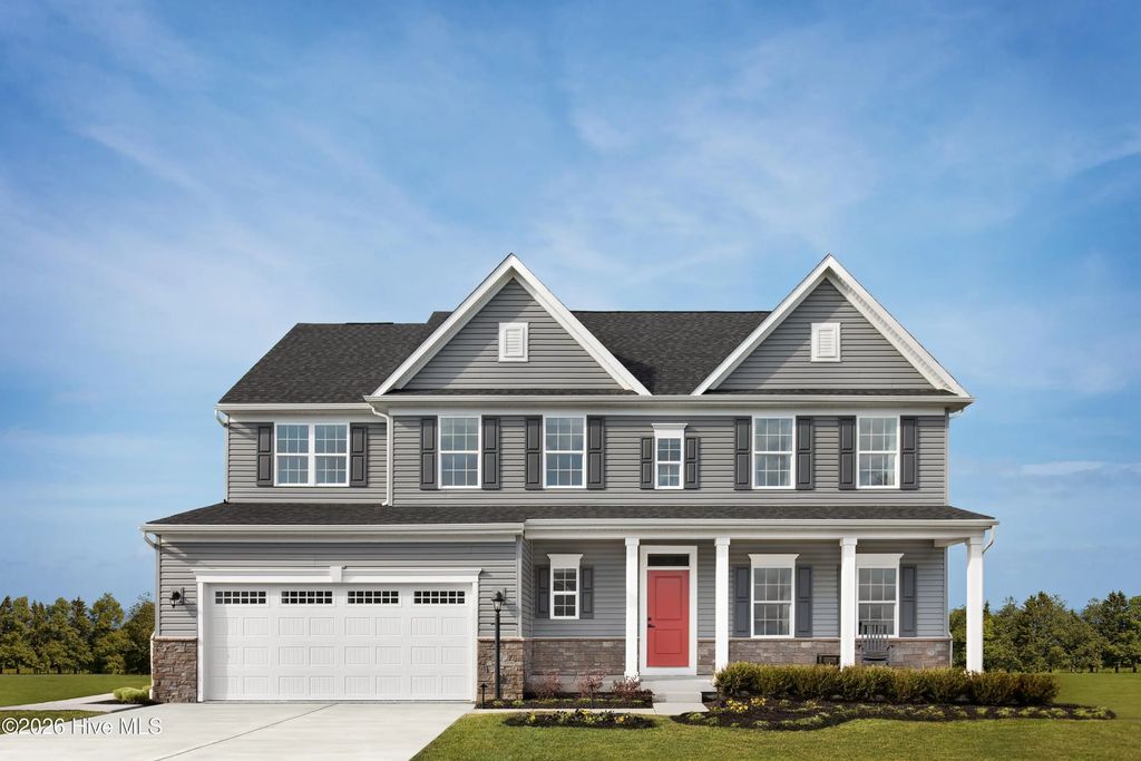 47 Hazelton Road, Gates