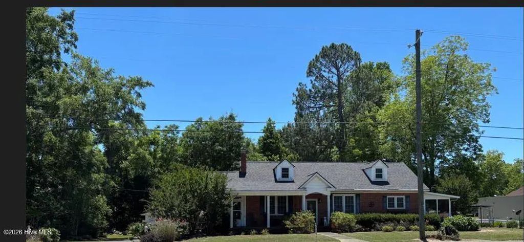 228 E Main Street, Gibson