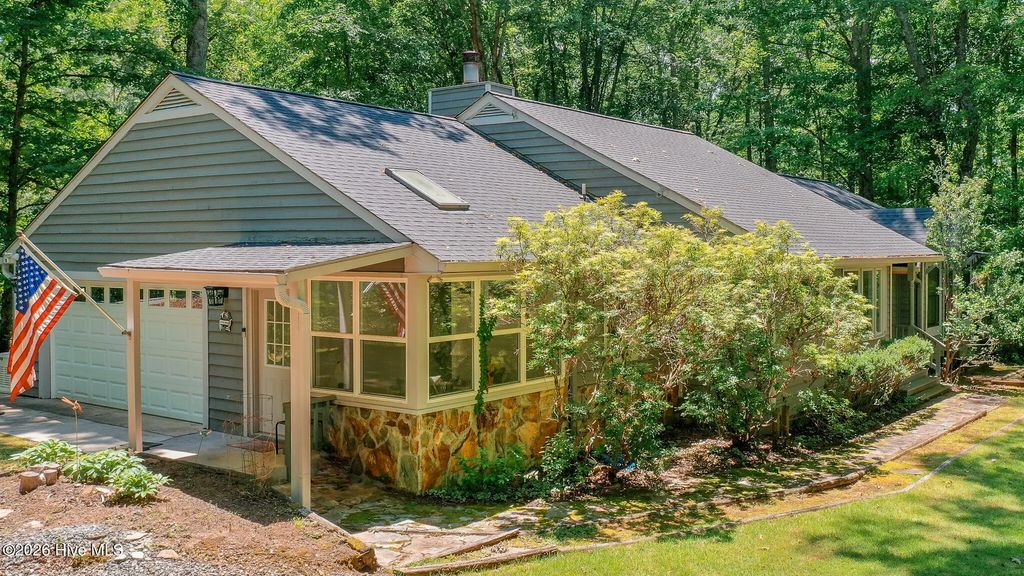 48 Puma Lane, Murphy