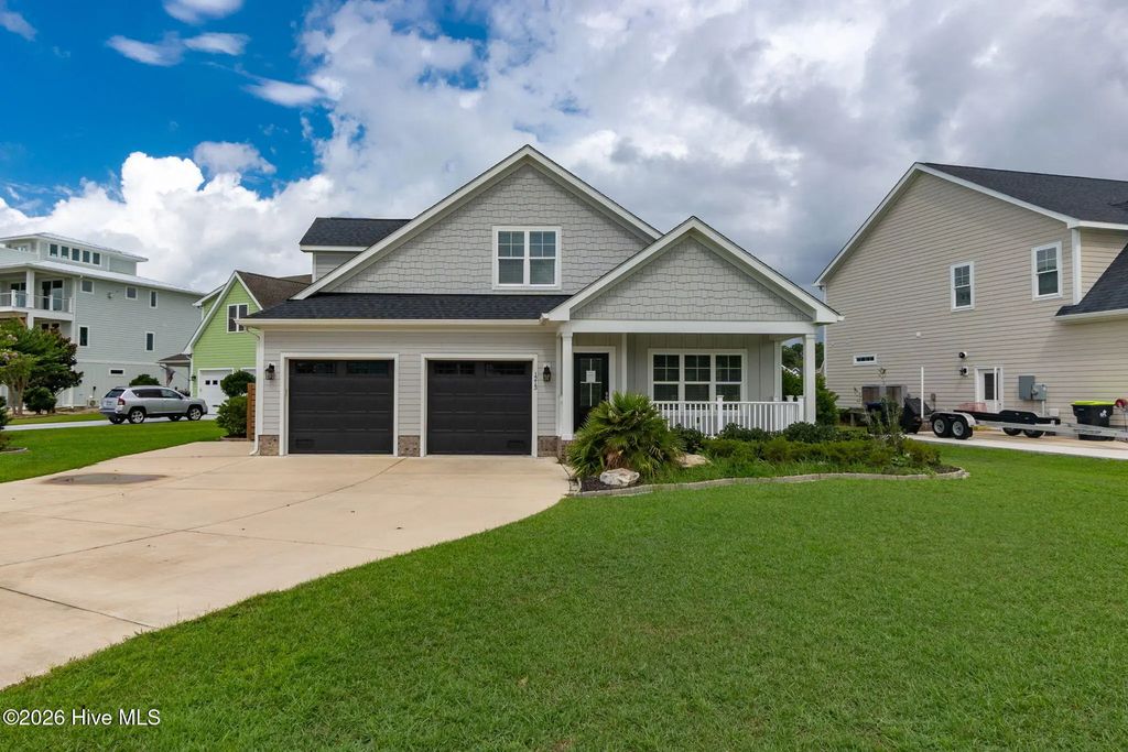 1213 Lantern Way, Morehead City