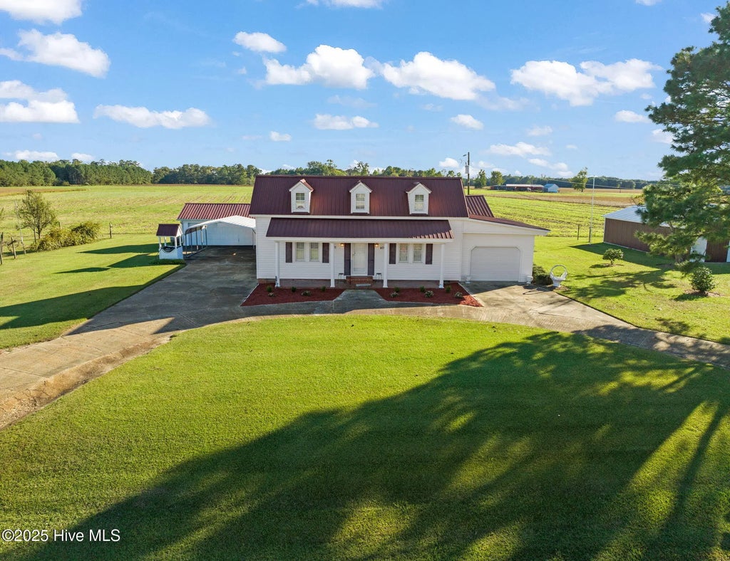 401 Allens Crossroads Road, Four Oaks