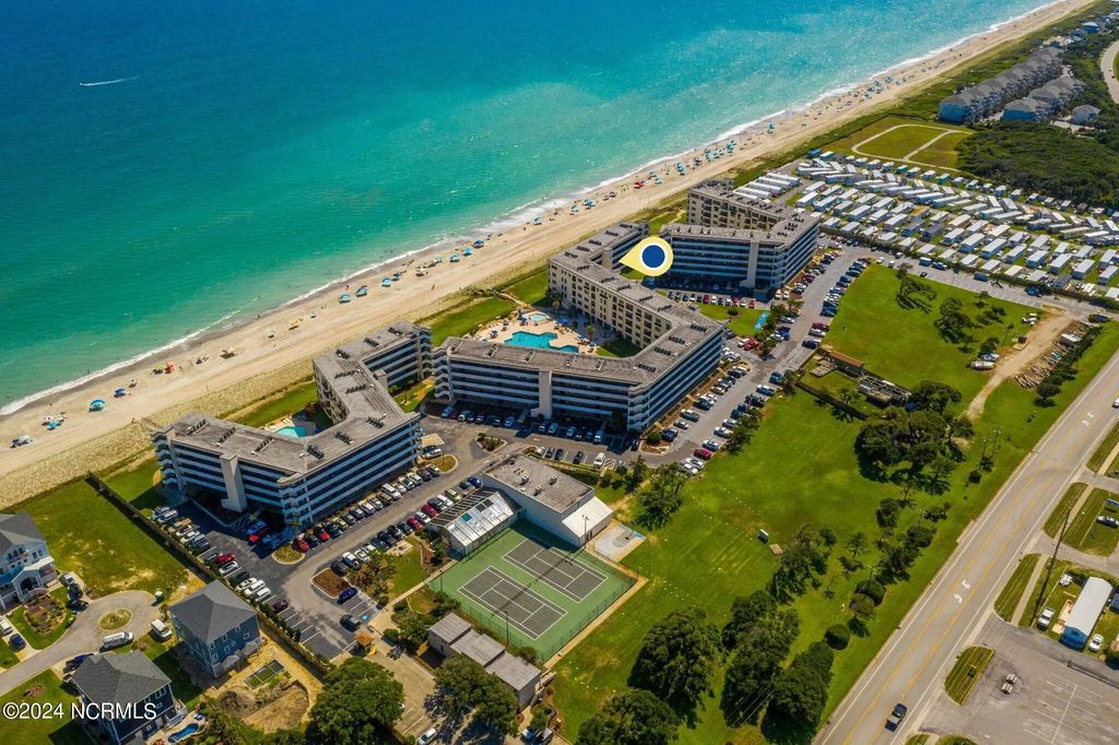 1505 Salter Path Road 304, Indian Beach