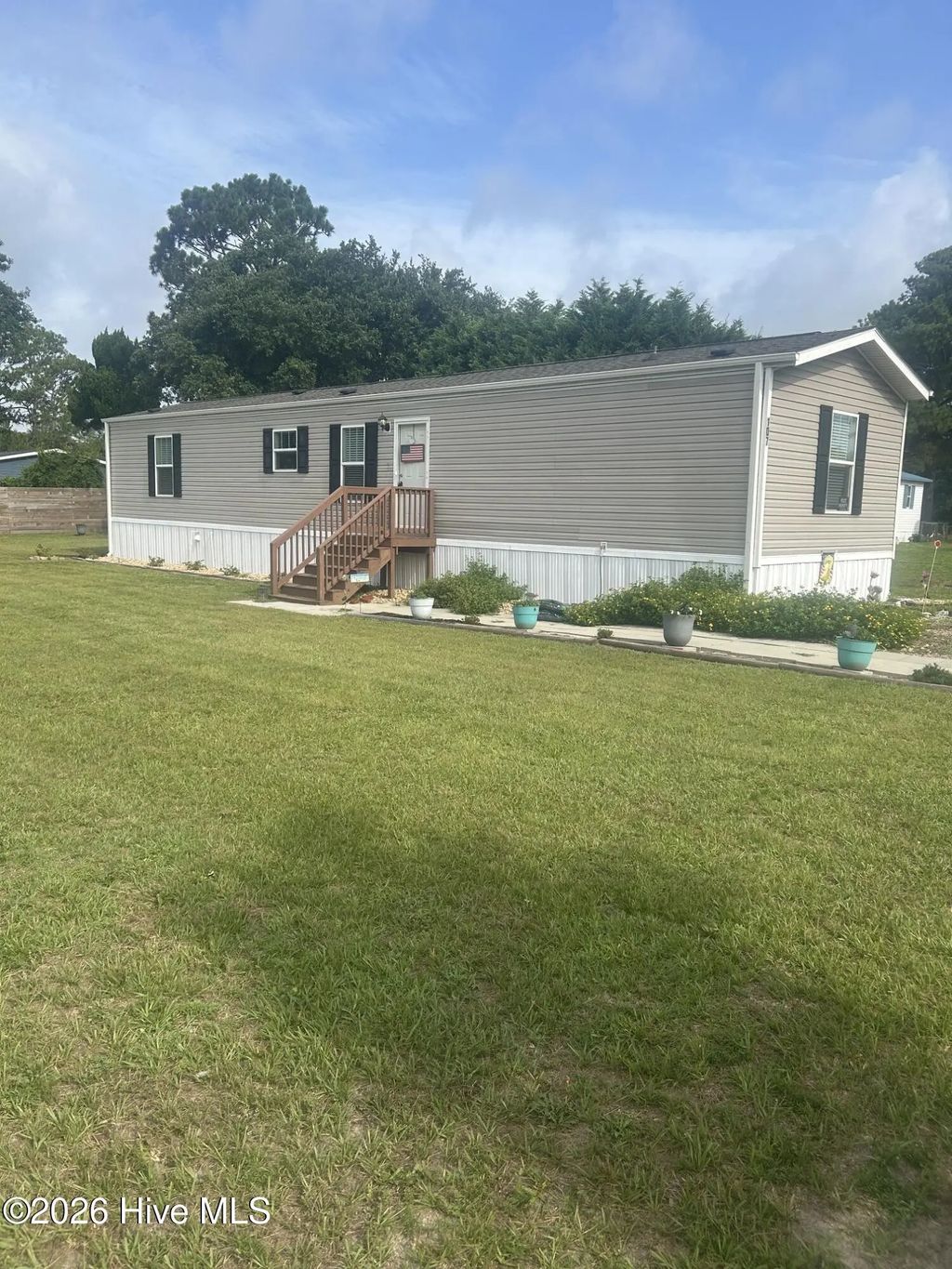107 Paradise Lane, Newport