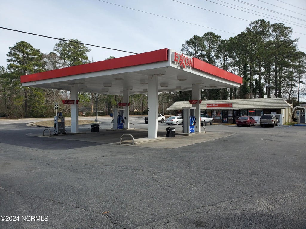 5385 River Road, Washington