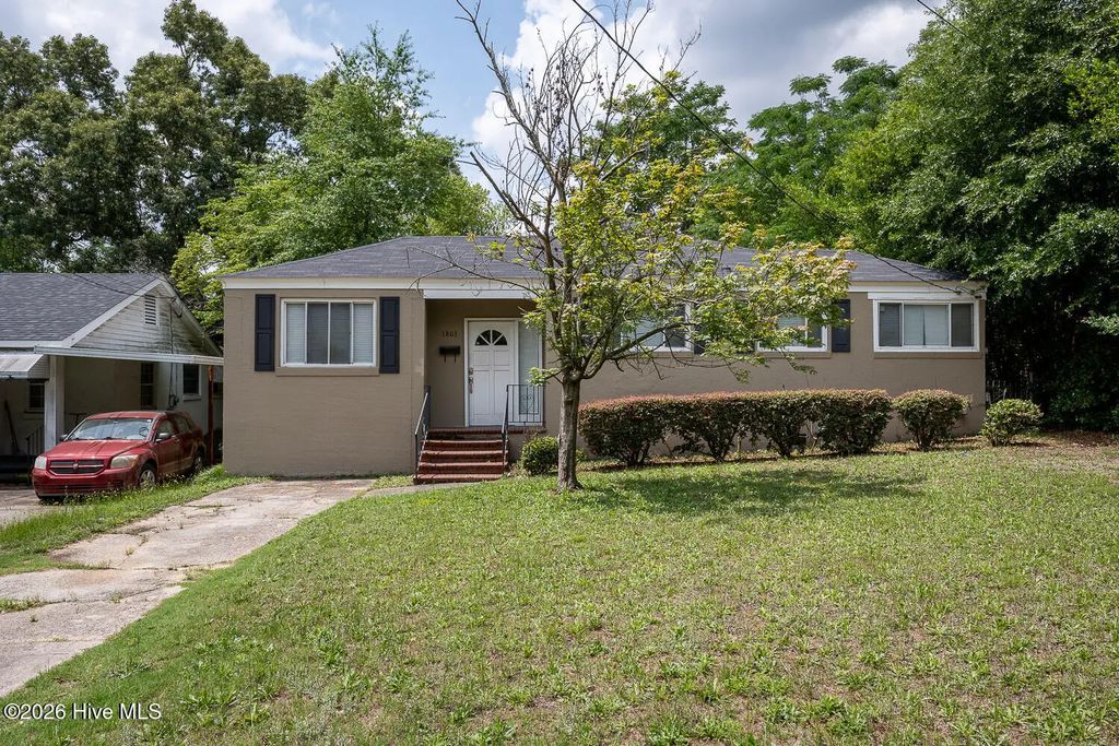 1803 Heath Street, Richmond