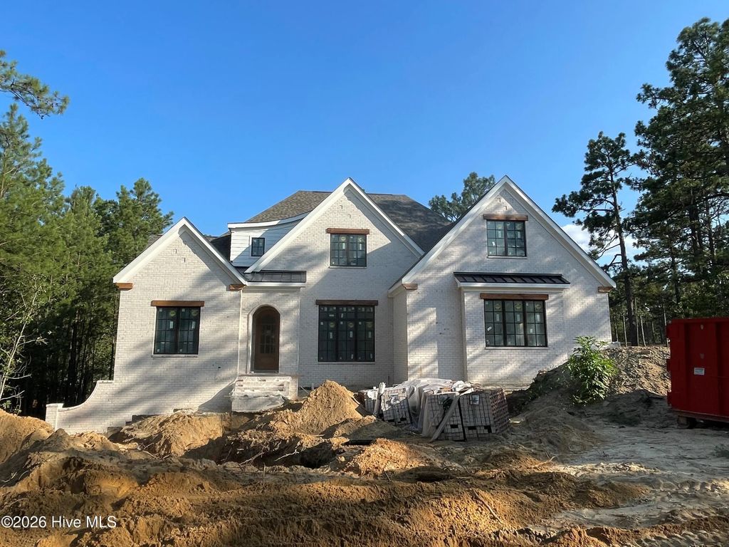 160 Westwood Road, Pinehurst