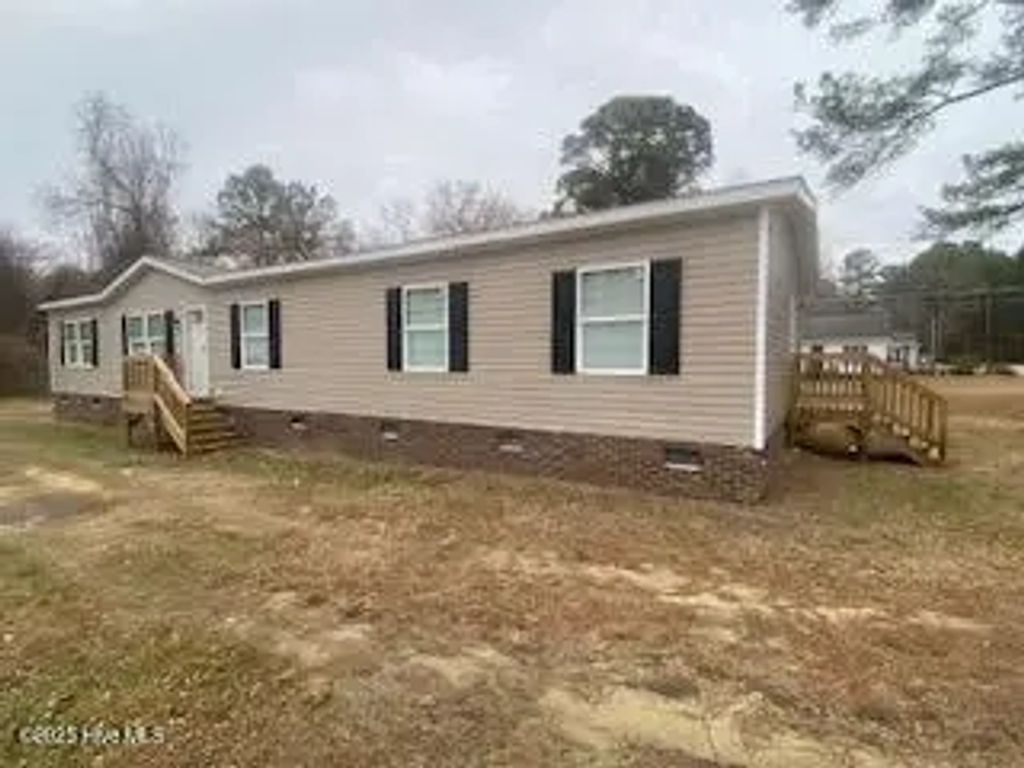 110 S 1st Street, Princeville