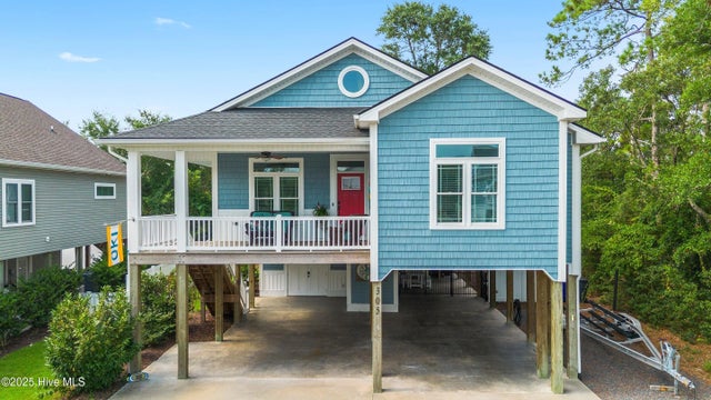 305 E Yacht Drive, Oak Island