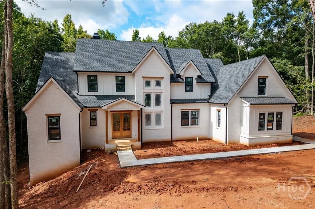 242 Carriage Avenue, Jefferson