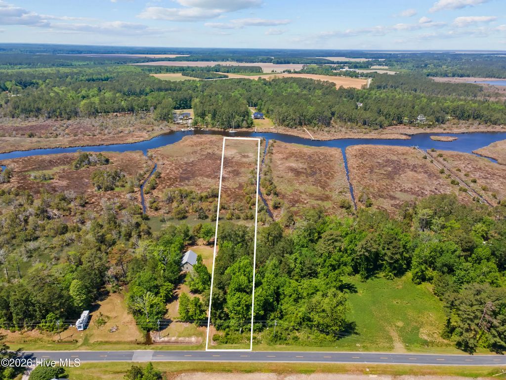 485 Florence Road, Merritt