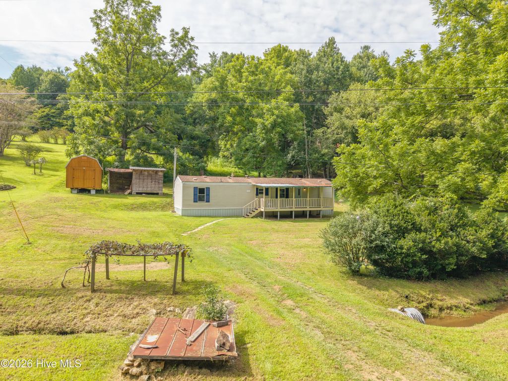 1089 Glen Stalcup Road, Murphy