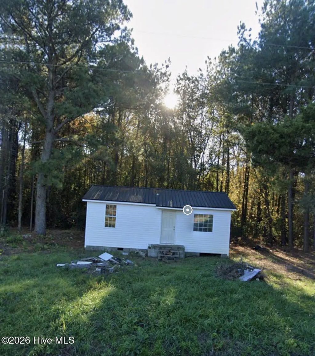 235 David Bright Road Road, Faison