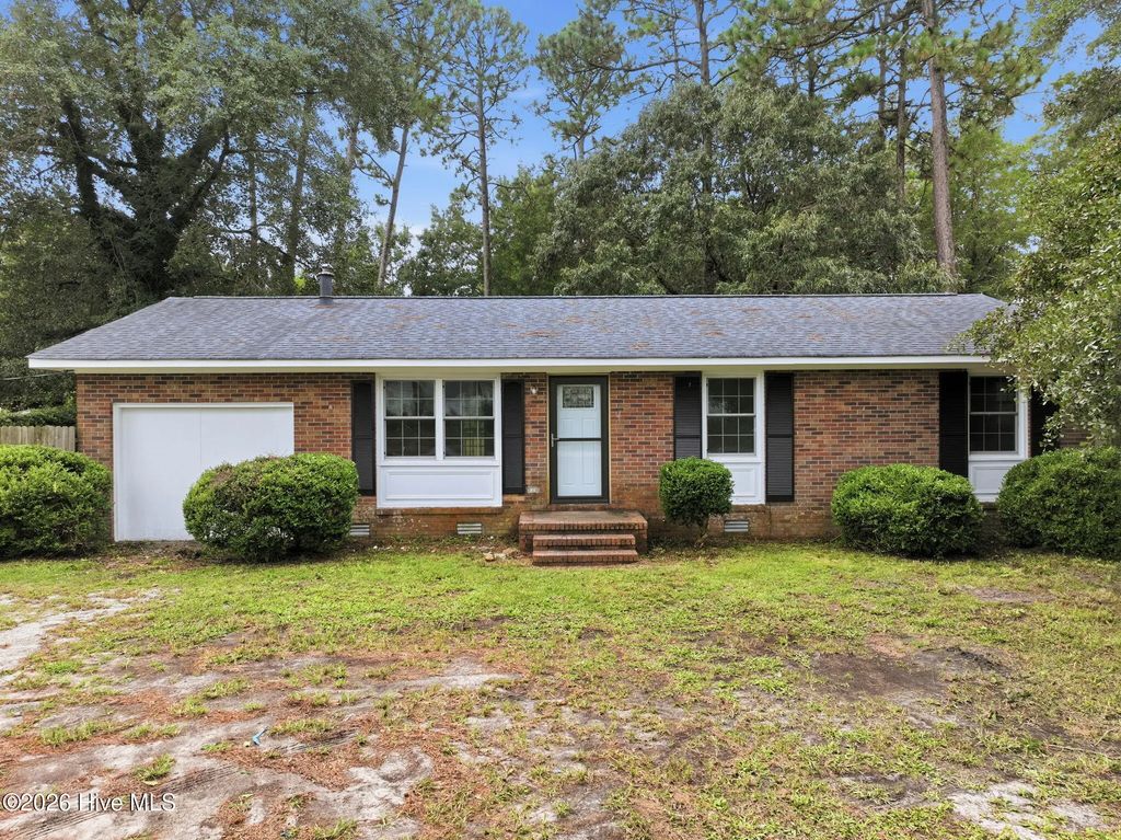 213 Nine Foot Road, Newport