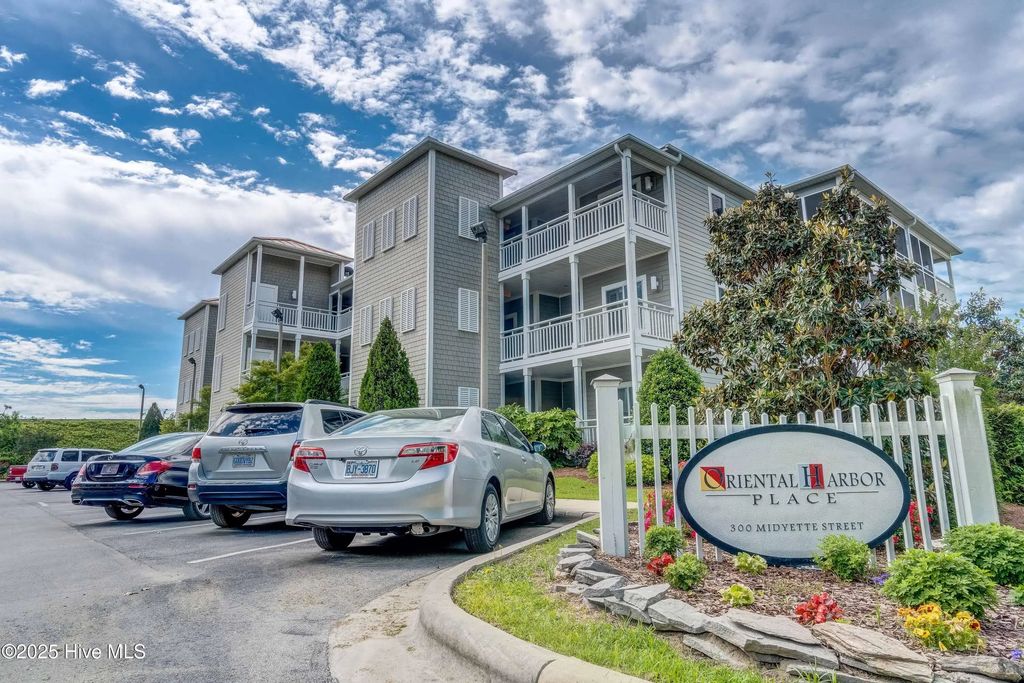 300 Midyette Street # A1, Oriental