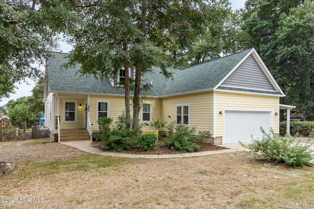 1972 Goose Creek Road Sw, Ocean Isle Beach