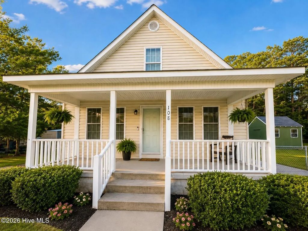 108 Arlee Drive, Hamlet