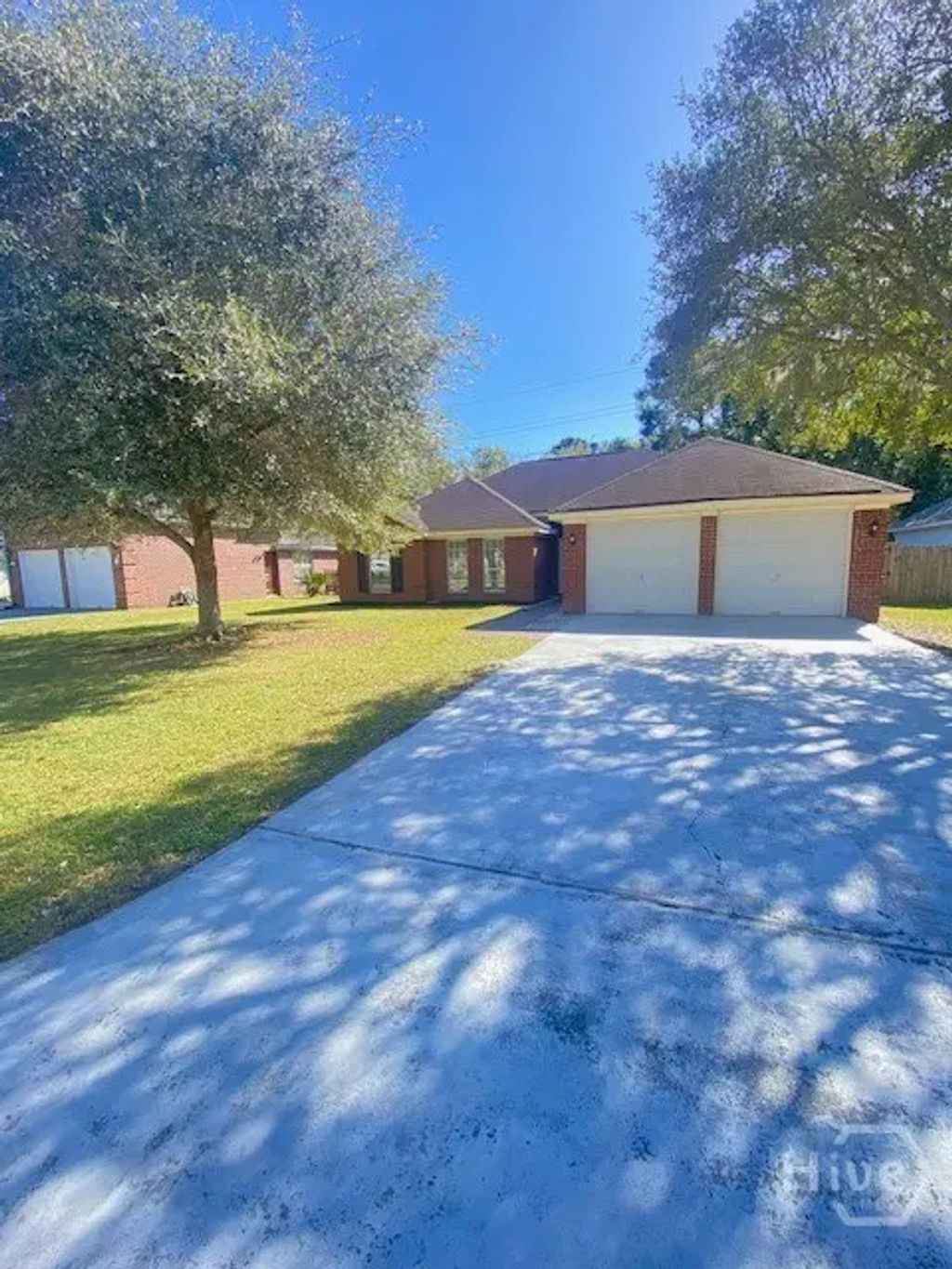 111 Laurens Lane, Savannah