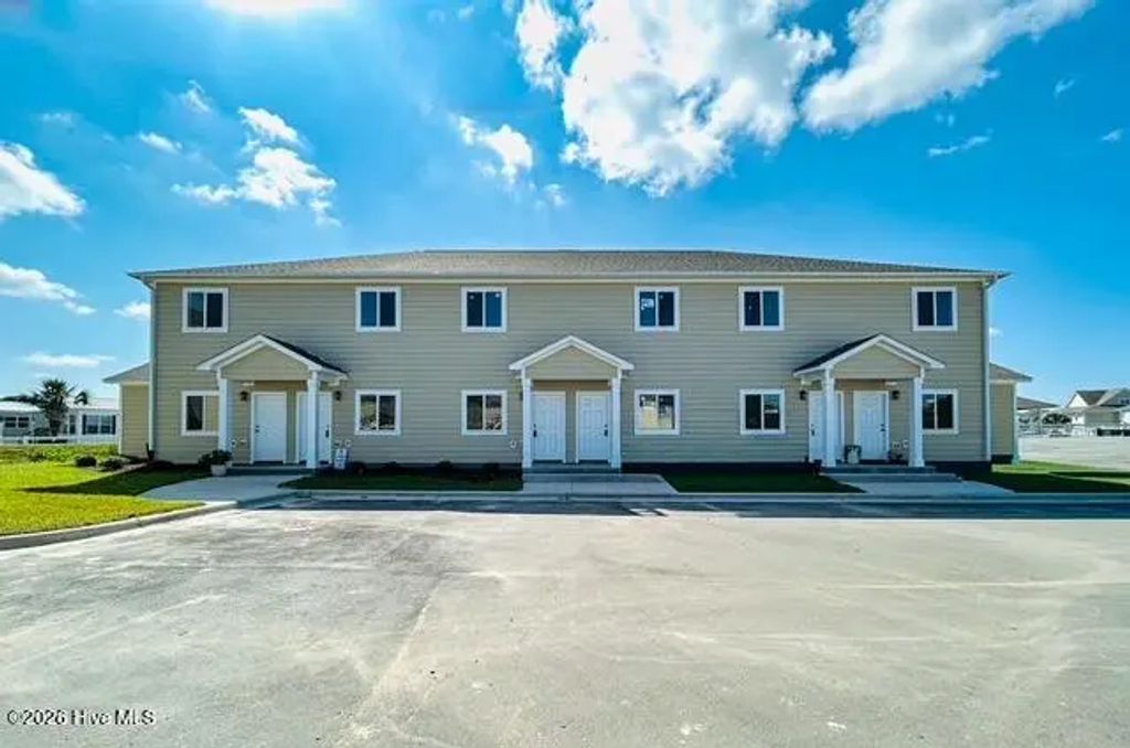 650 Cedar Point Boulevard F5, Cedar Point