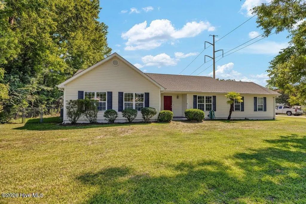 1107 Pine Grove Drive, Wilmington